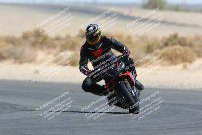 media/Mar-28-2022-Superbike Trackdays (Mon) [[b8603d0f67]]/Open Track Time/Turn 16/